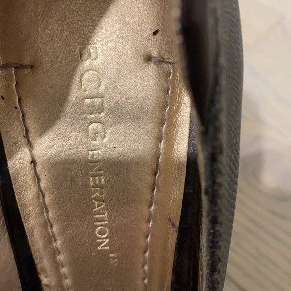 BCBG heels - Picture 2 of 6